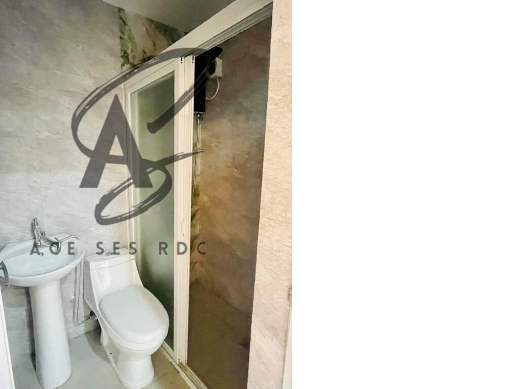 CHRISVILLE TOWNHOUSE image 4